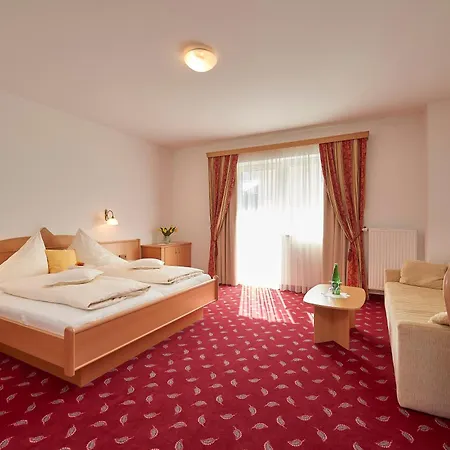 Fruehstueckshotel Birkenhof Раурис