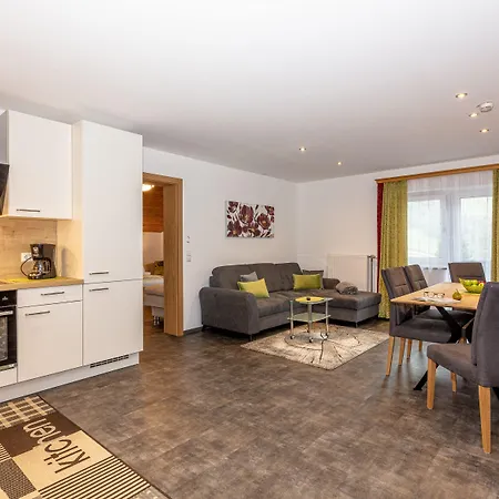 Отель Fruehstueckshotel Birkenhof Раурис